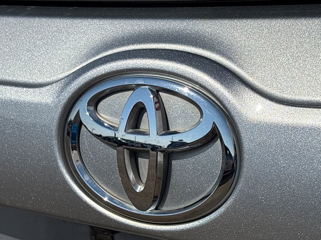 Used 2019 Toyota Highlander XLE image 36