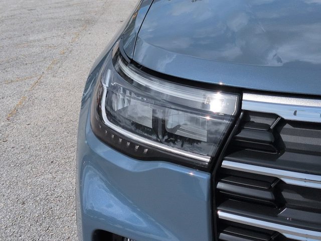 New 2026 Ford Explorer Active w/ Active Comfort Package RWD image 11