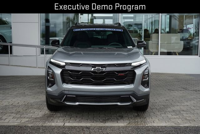 Used 2026 Chevrolet Equinox RS w/ Convenience Package III FWD image 3