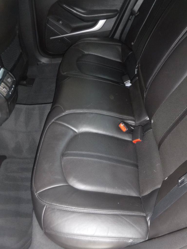 Used 2009 Cadillac CTS 3.6 RWD image 31