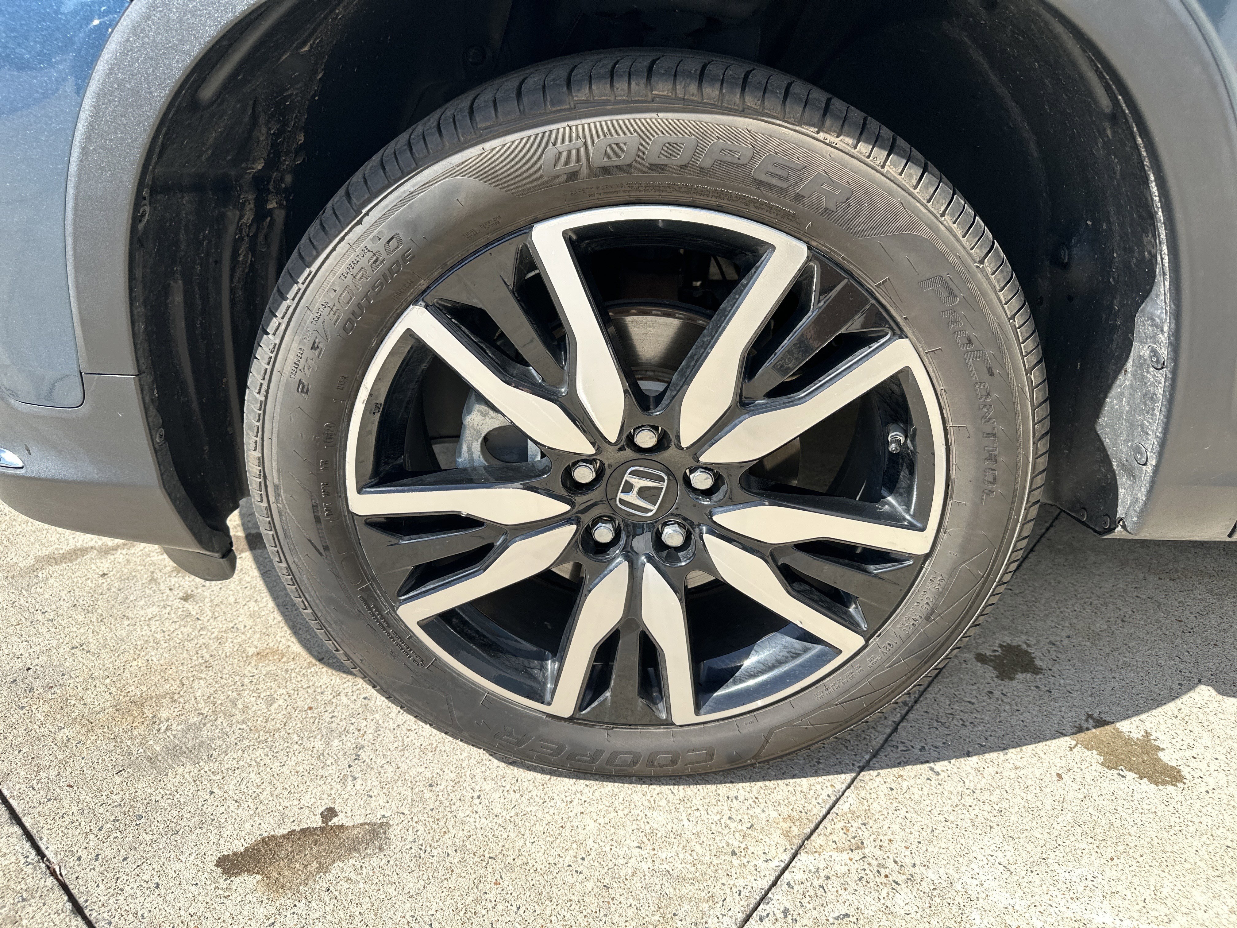 Used 2021 Honda Pilot Touring image 35