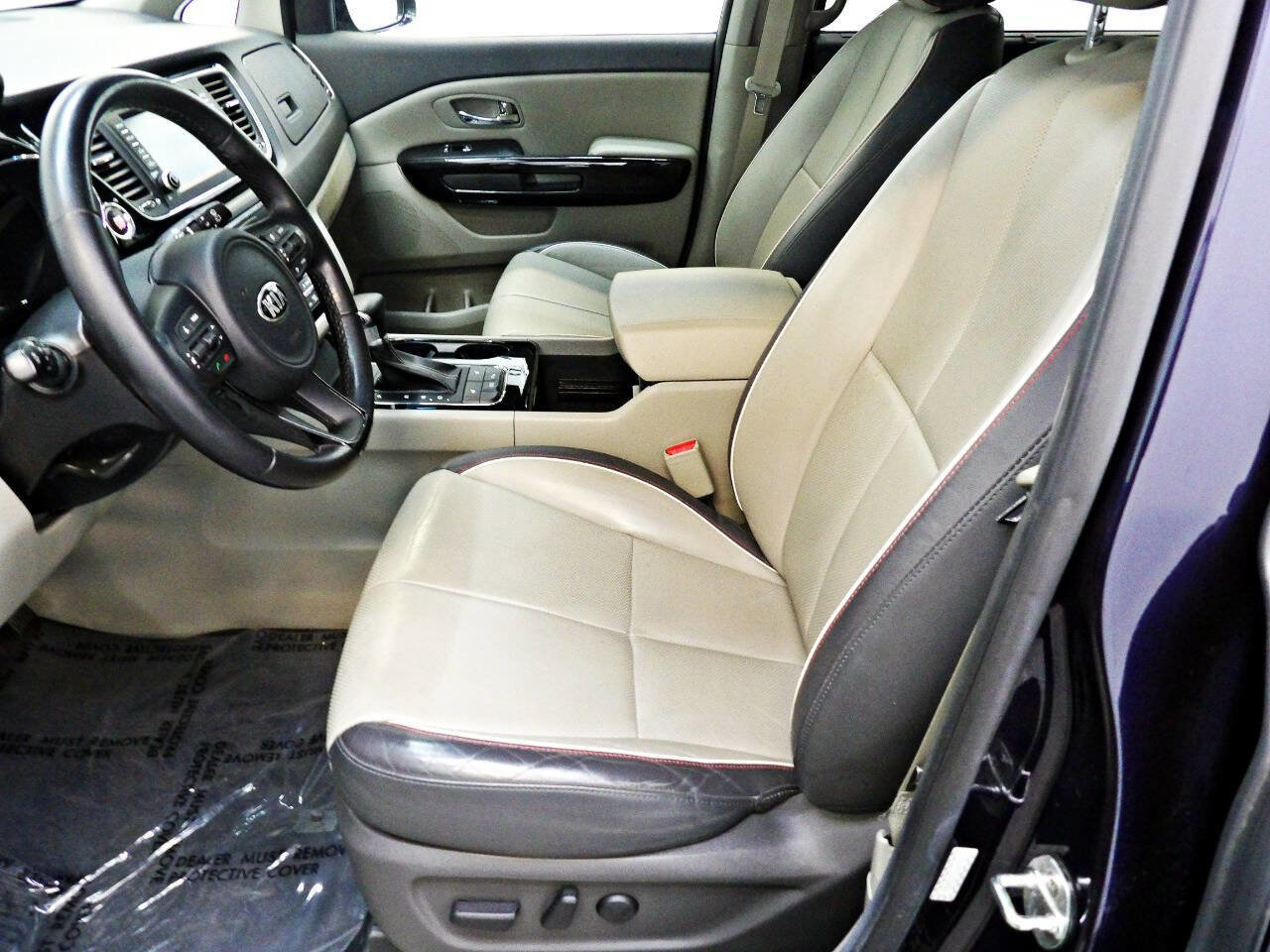 Used 2018 Kia Sedona EX image 8