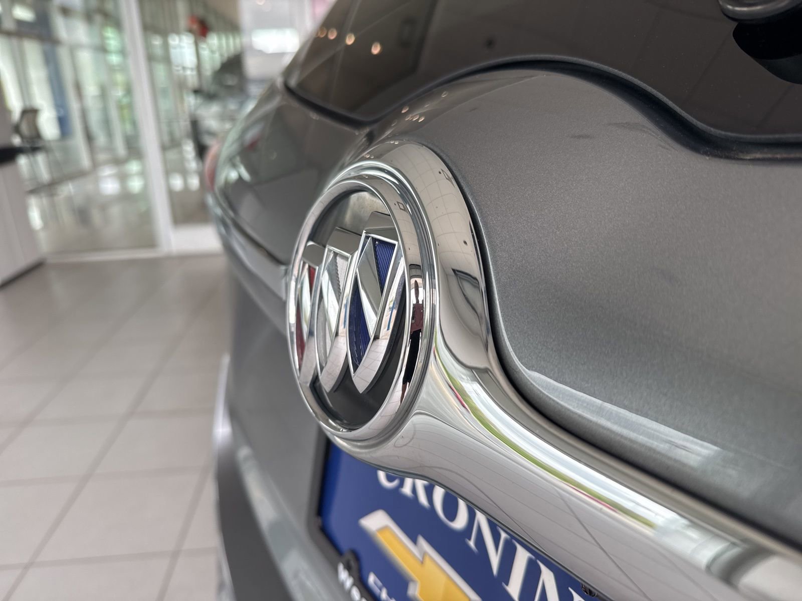 Used 2020 Buick Envision Essence FWD image 9