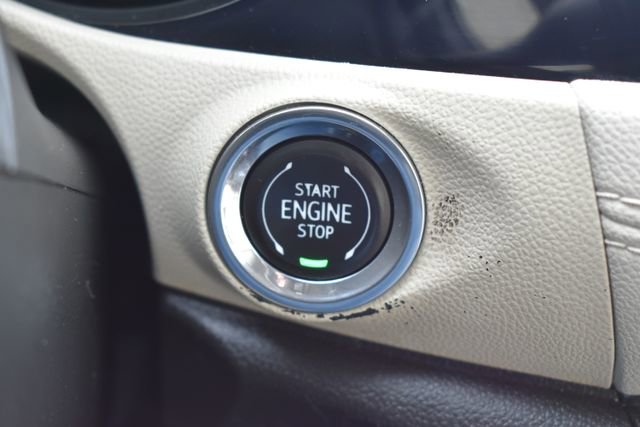 Used 2020 Buick Encore GX Essence w/ Experience Buick Package image 22