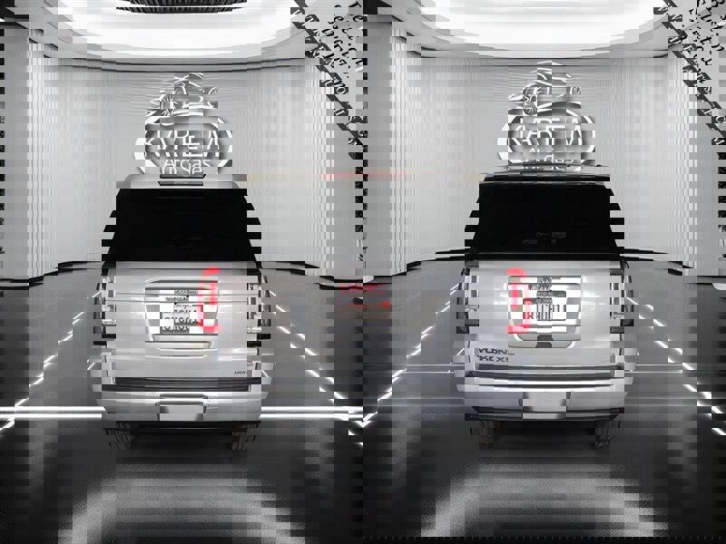 Used 2019 GMC Yukon XL SLT w/ Open Road Package AWD/4WD image 6