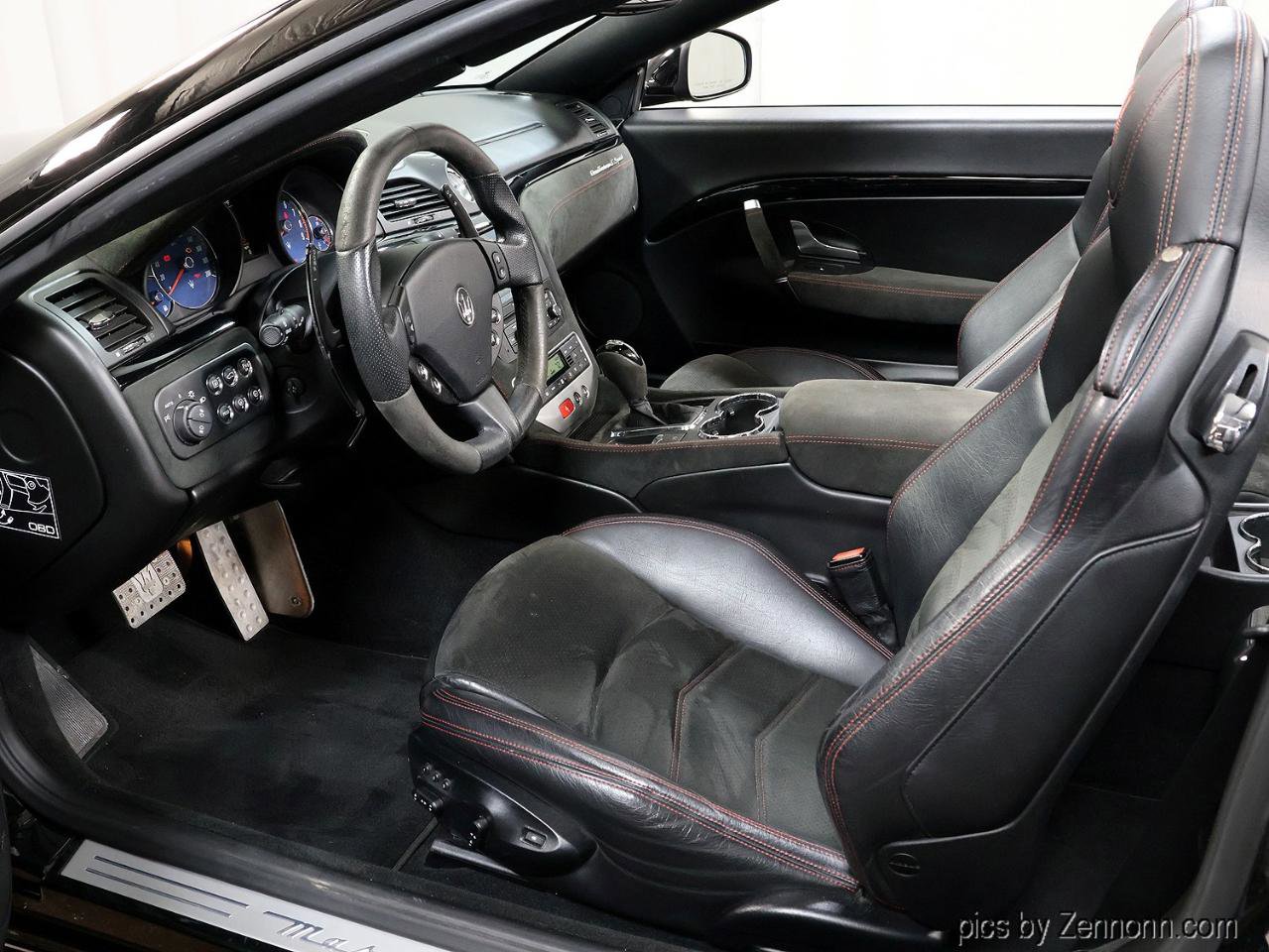 Used 2015 Maserati GranTurismo Sport RWD image 14