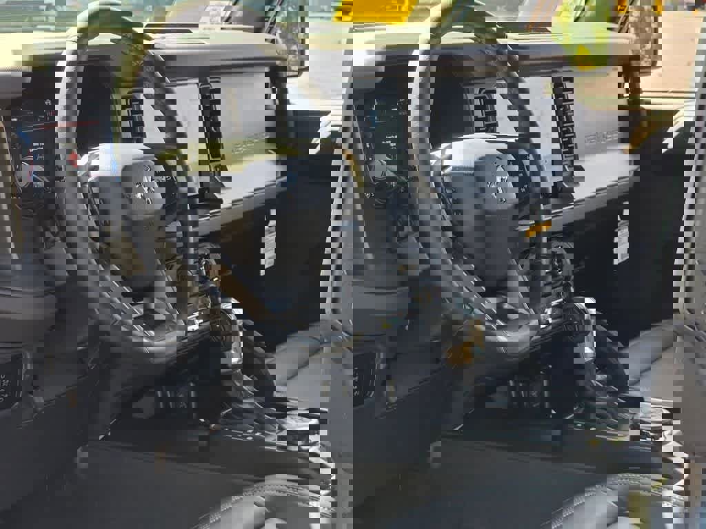 New 2025 Ford Bronco Badlands image 15