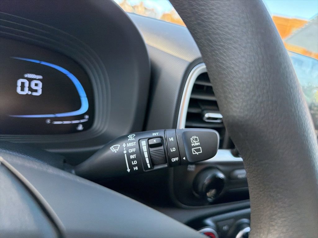 New 2026 Hyundai Venue SE FWD image 30