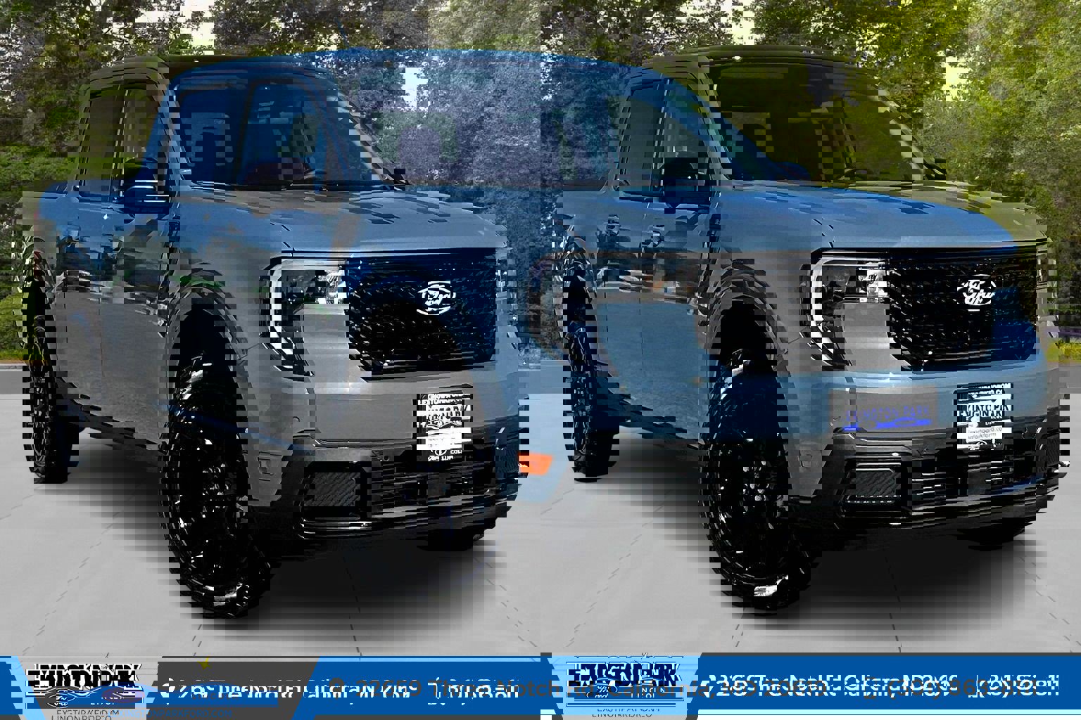 New 2025 Ford Maverick Lariat w/ Black Appearance Package