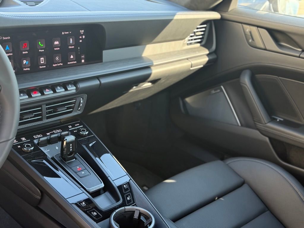 Certified 2025 Porsche 911 Carrera GTS image 17