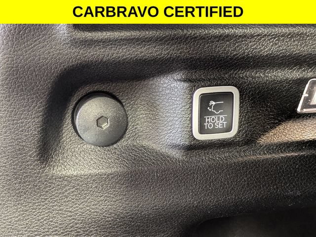 Used 2024 Jeep Grand Cherokee L Altitude RWD image 30