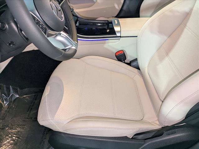 New 2025 Mercedes-Benz C 300 4MATIC Sedan image 4