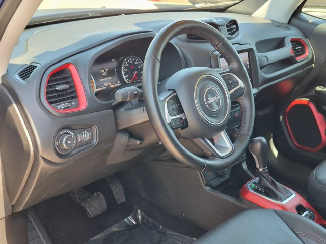 Used 2021 Jeep Renegade Trailhawk AWD/4WD image 10