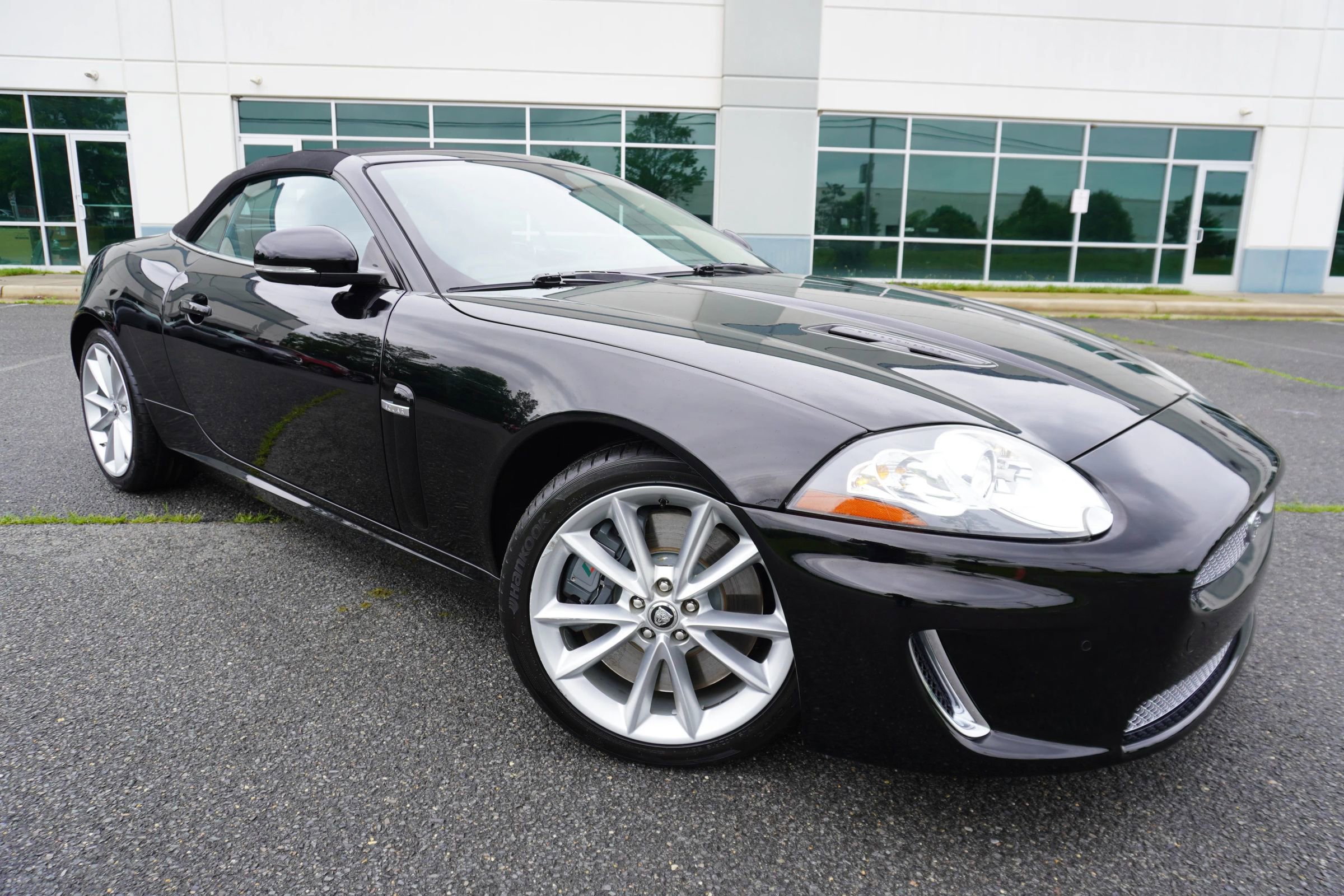 Used 2010 Jaguar XKR R RWD image 1