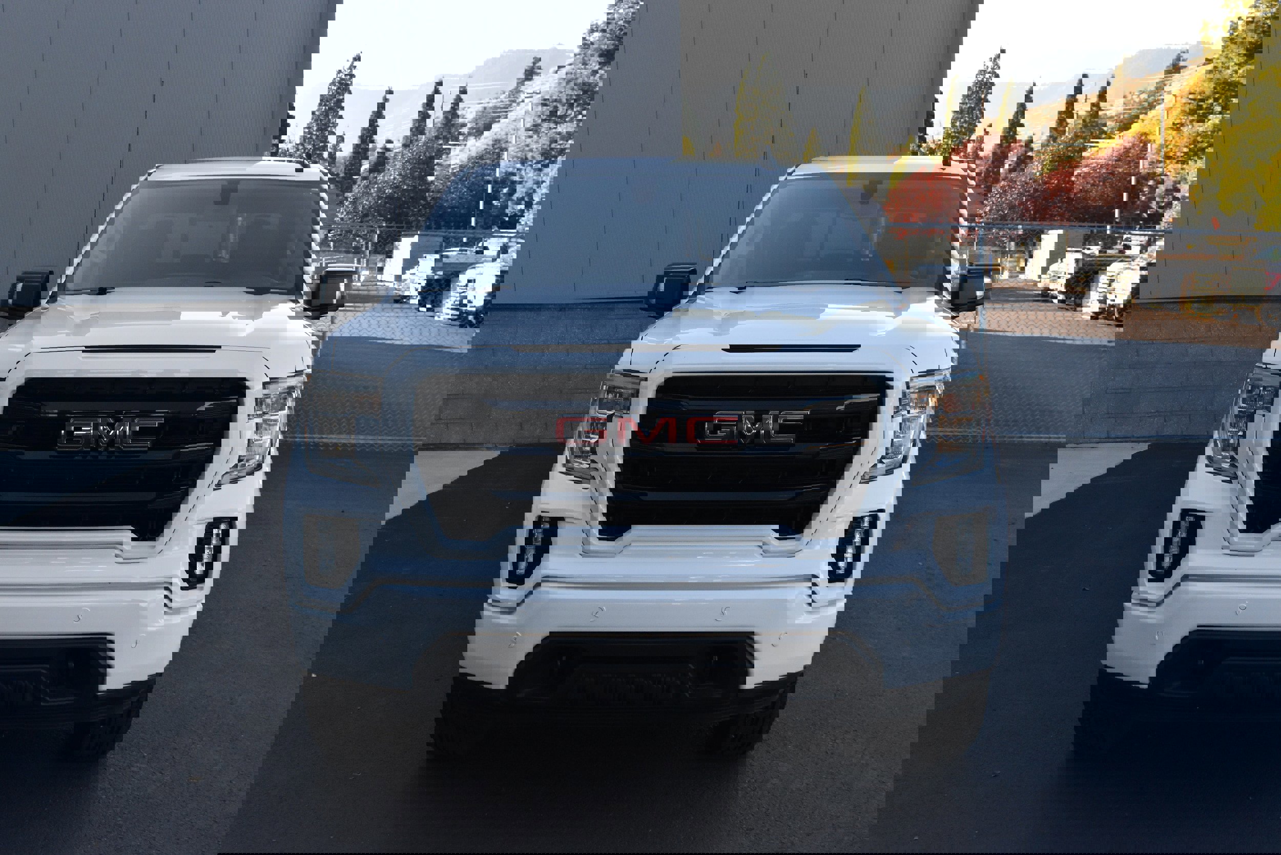 Used 2021 GMC Sierra 1500 Elevation w/ Preferred Package image 3