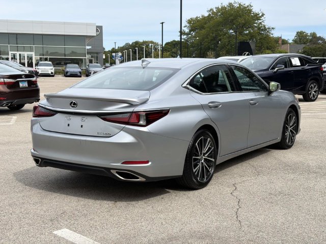 Certified 2024 Lexus ES 350 w/ Premium Package FWD image 5