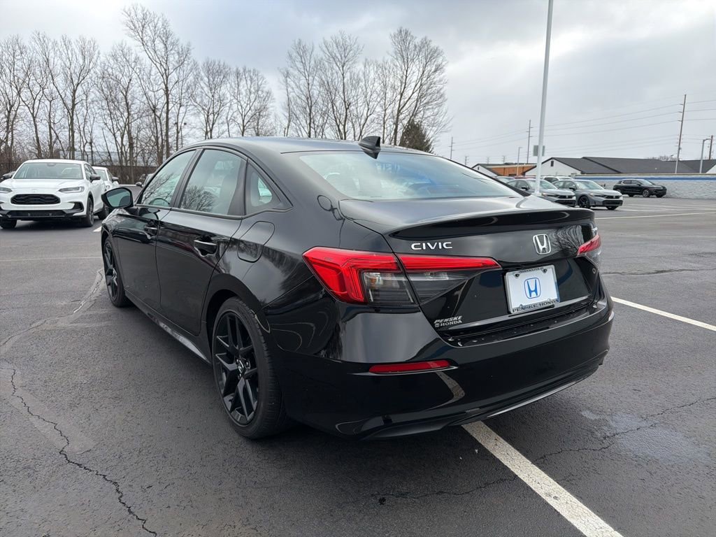 Used 2023 Honda Civic Sport image 3