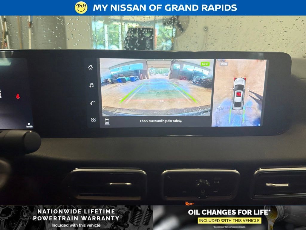 New 2026 Nissan Sentra SR w/ SR Premium Package FWD image 29