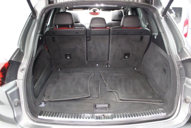 Used 2015 Porsche Cayenne S AWD/4WD image 25