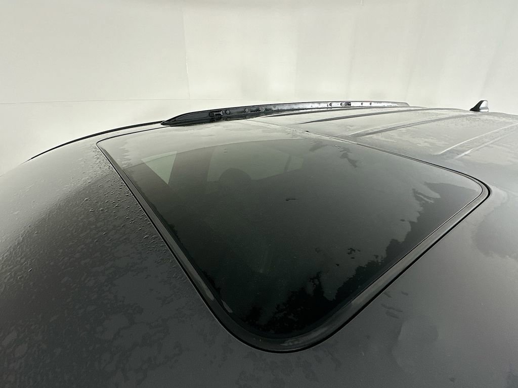 Certified 2023 Jeep Grand Cherokee L Laredo image 33