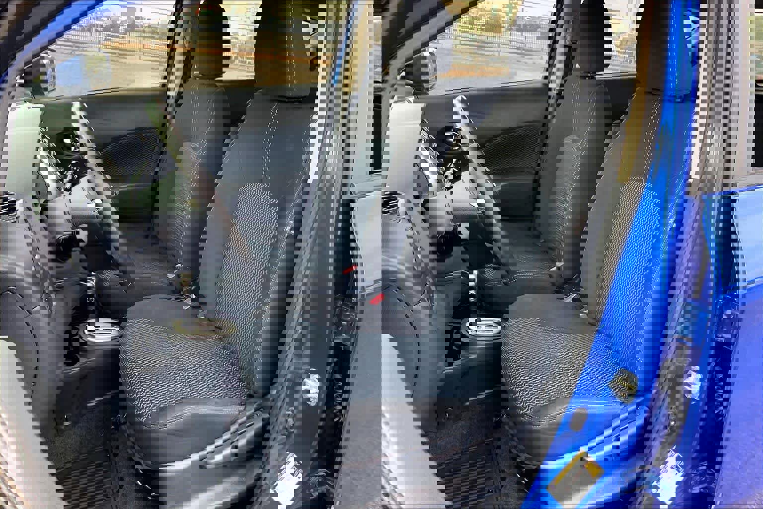 Used 2017 Nissan Versa Note SV w/ SV Appearance Package image 8