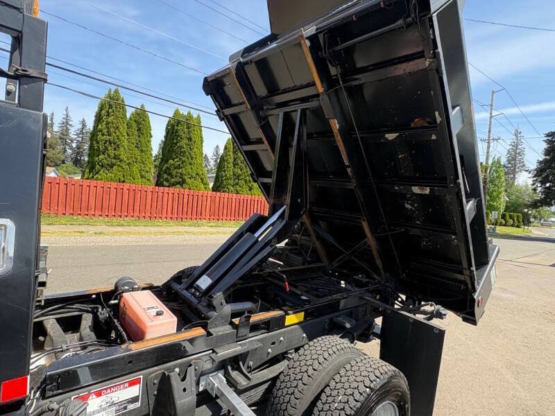 Used 2013 GMC Sierra 3500 W/T RWD image 25