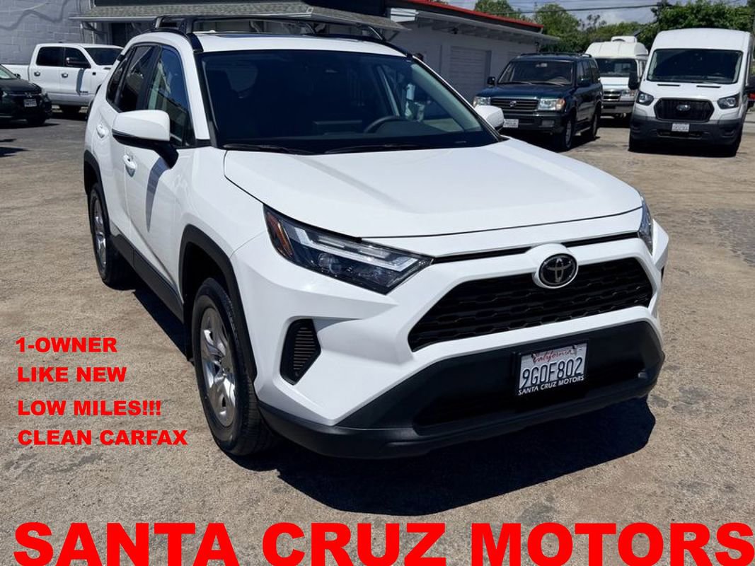 Used 2023 Toyota RAV4 XLE w/ Convenience Package FWD image 1