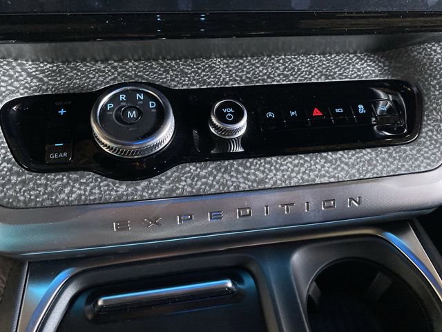 New 2025 Ford Expedition Tremor image 25