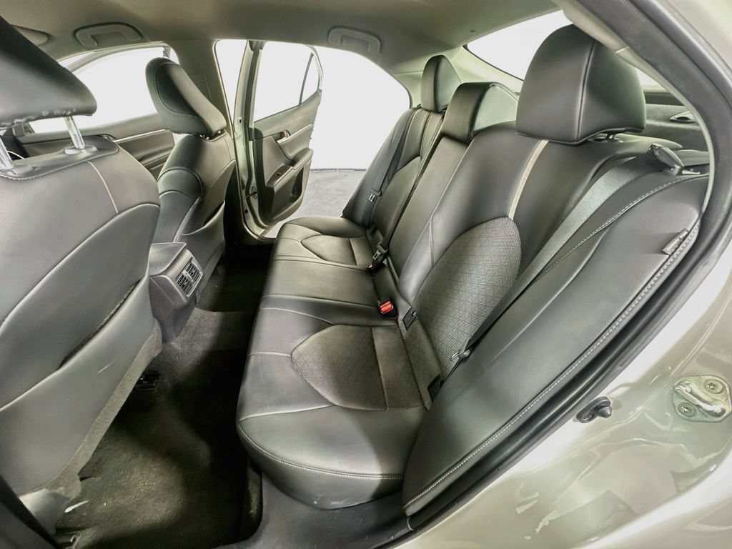 Used 2024 Toyota Camry XSE FWD image 15