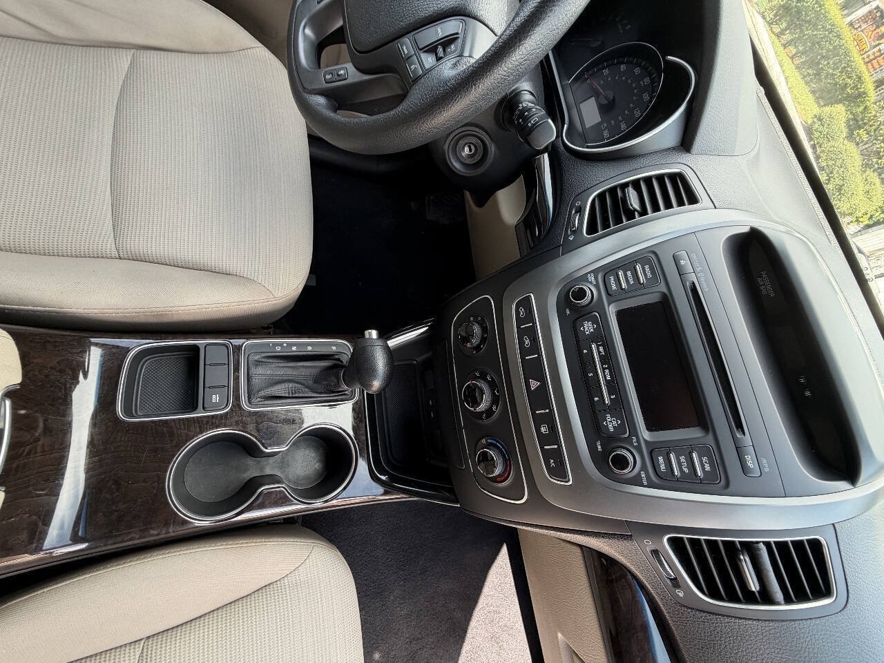 Used 2014 Kia Sorento LX FWD image 17