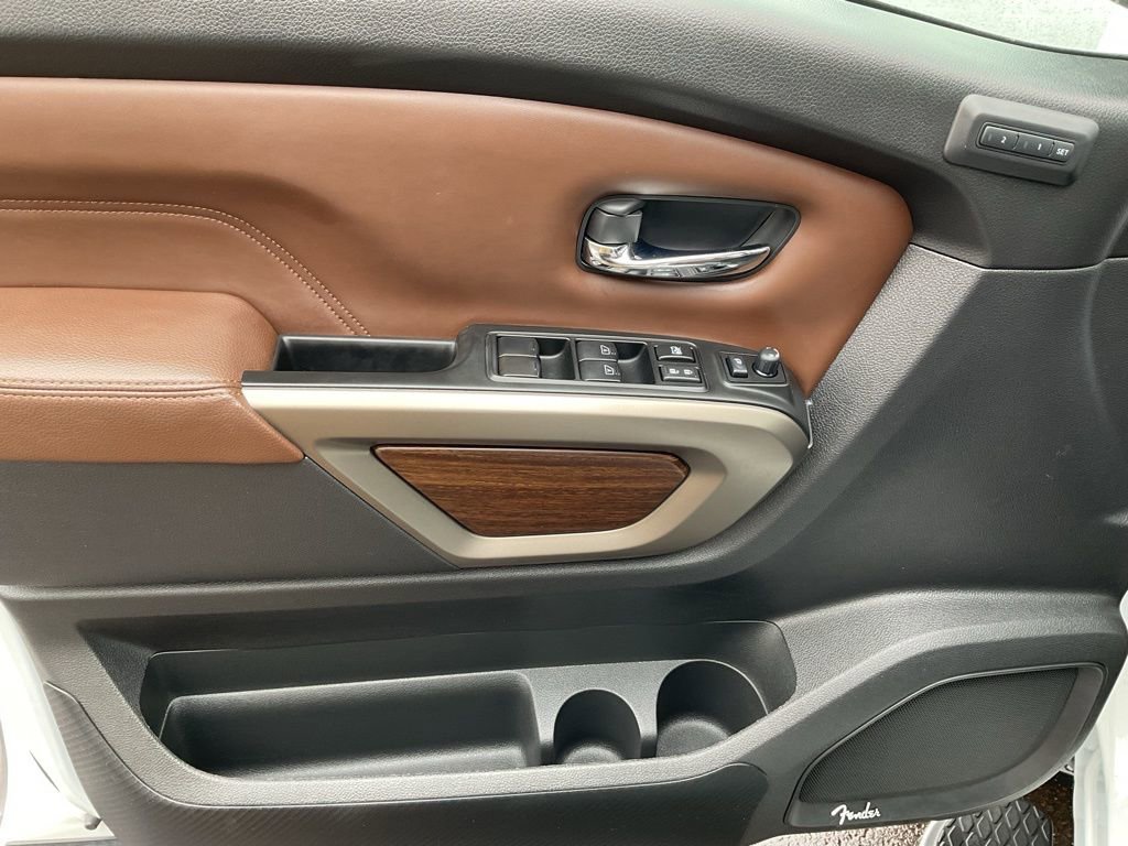 Used 2024 Nissan Titan Platinum Reserve w/ Moonroof Package image 11