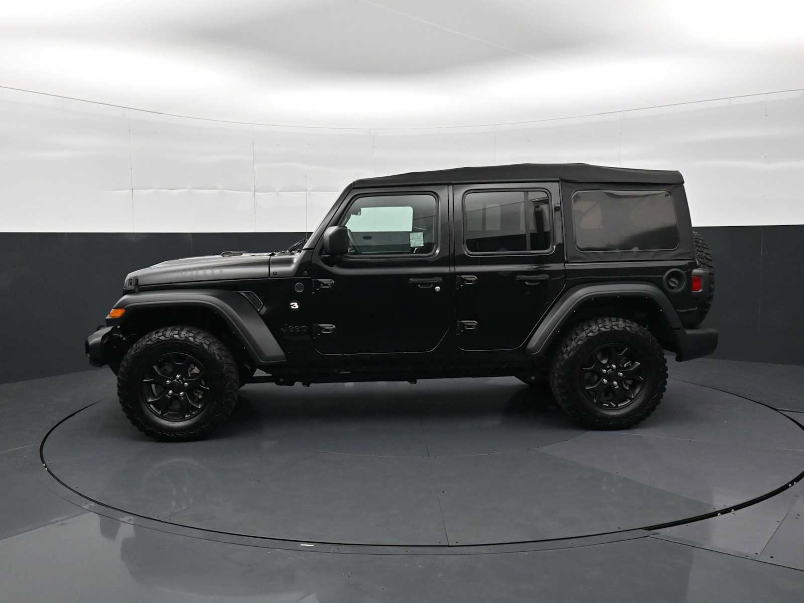 Used 2021 Jeep Wrangler Unlimited Sport AWD/4WD image 8