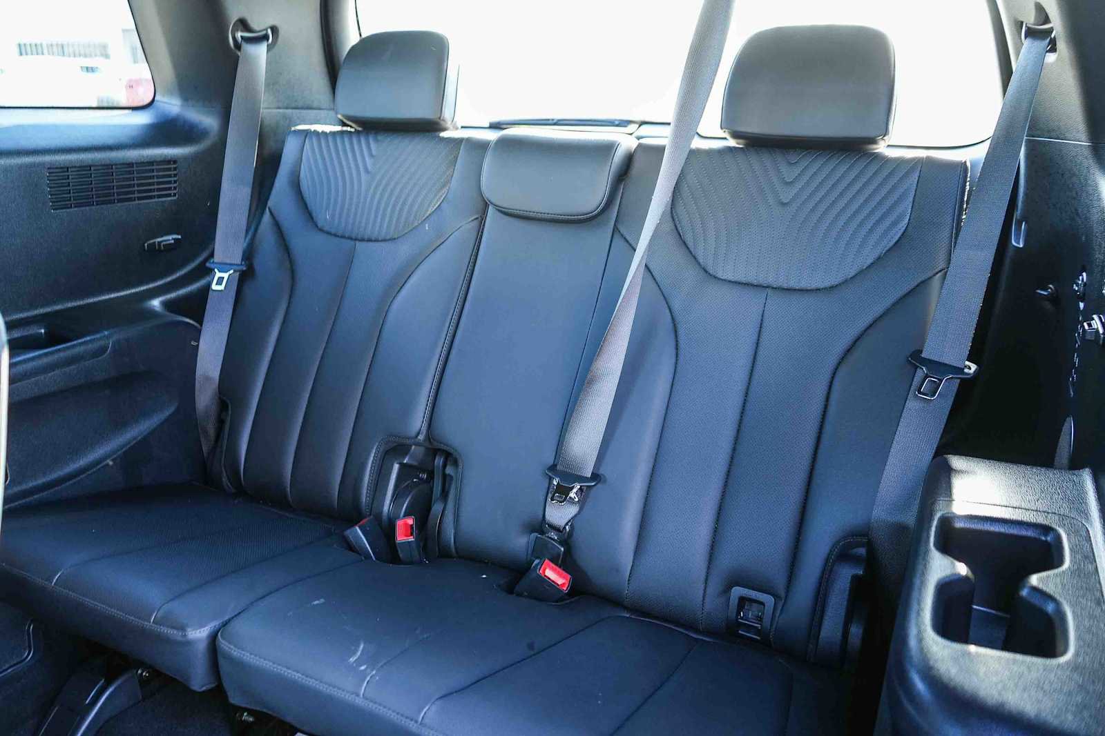 Used 2025 Hyundai Palisade Calligraphy image 19