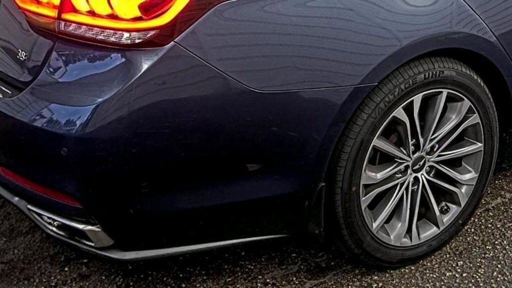 Used 2015 Hyundai Genesis 3.8 w/ Option Group 04 image 11