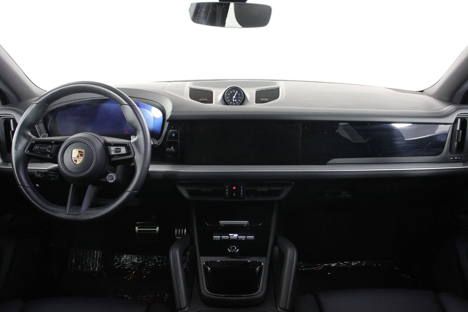 Certified 2025 Porsche Cayenne S AWD/4WD image 11