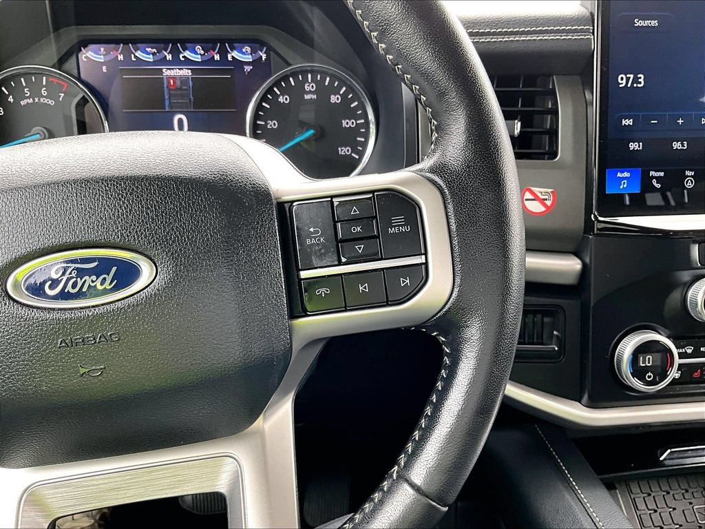 Used 2024 Ford Expedition XLT AWD/4WD image 15