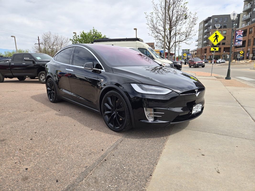 Used 2018 Tesla Model X 100D AWD/4WD image 2