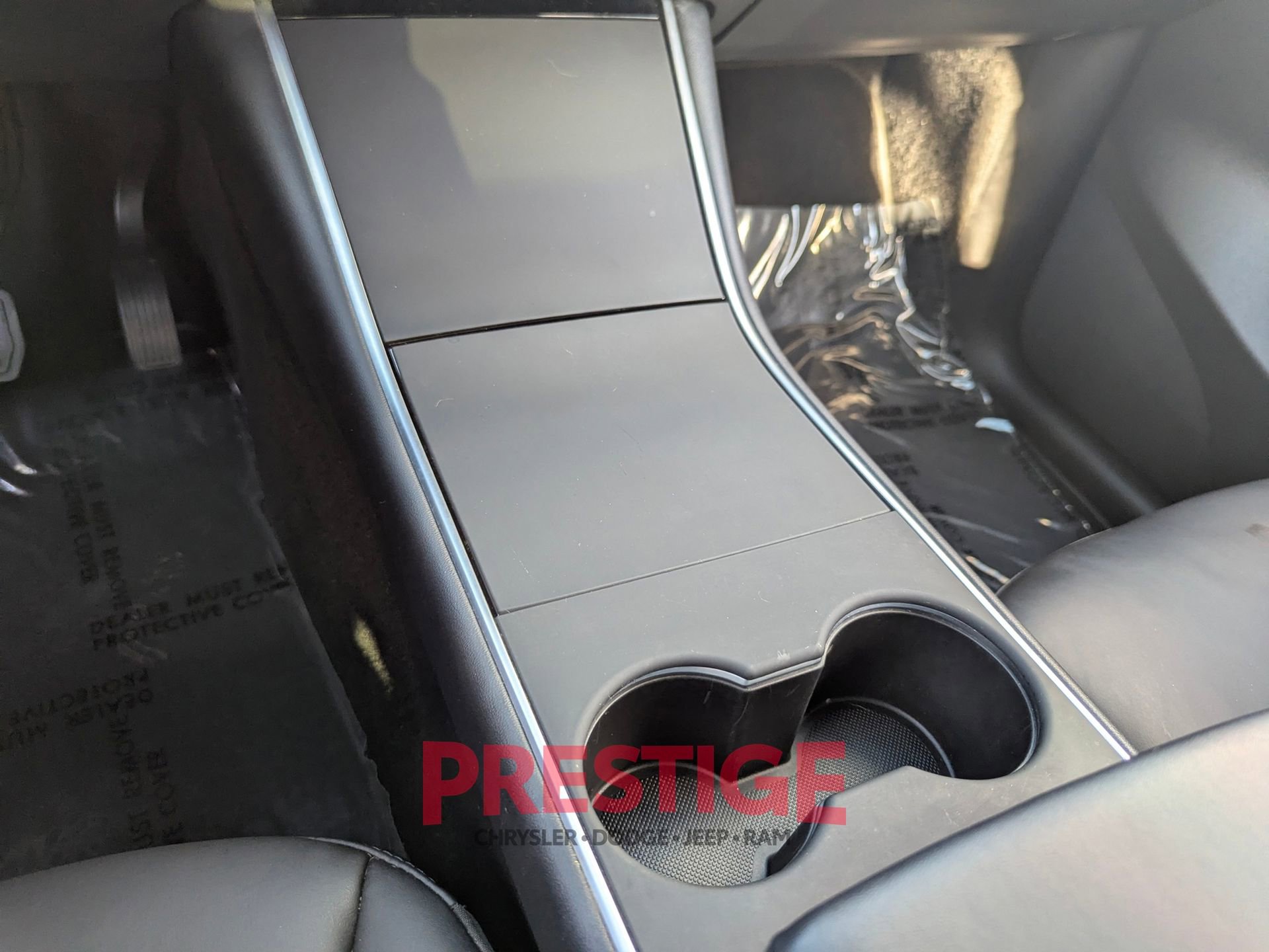 Used 2021 Tesla Model Y Long Range AWD/4WD image 25