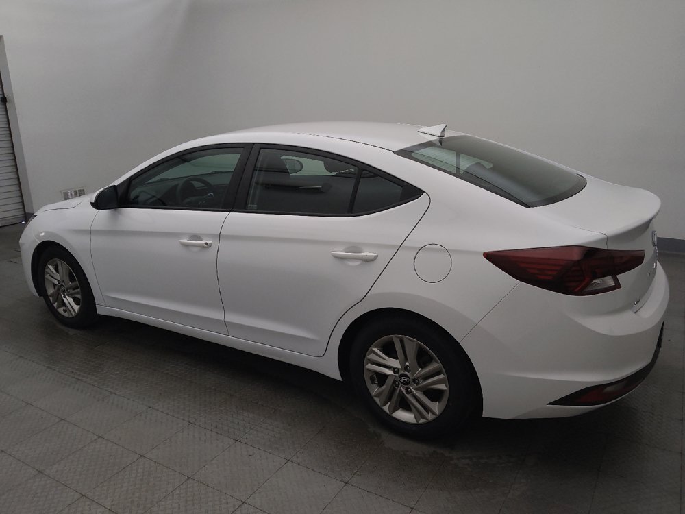Used 2019 Hyundai Elantra SEL w/ Cargo Package FWD image 3