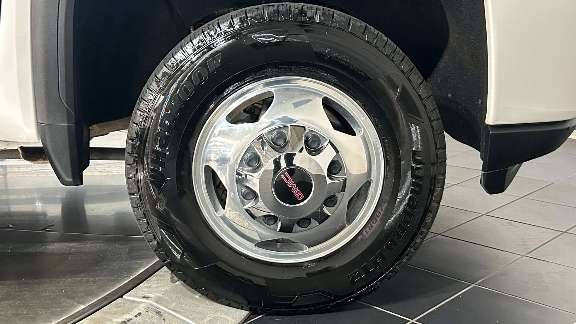 Used 2020 GMC Sierra 3500 Denali w/ Denali Ultimate Package AWD/4WD image 21