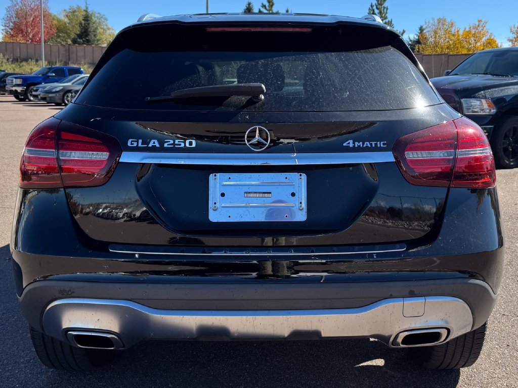 Used 2020 Mercedes-Benz GLA 250 4MATIC w/ Premium Package image 6