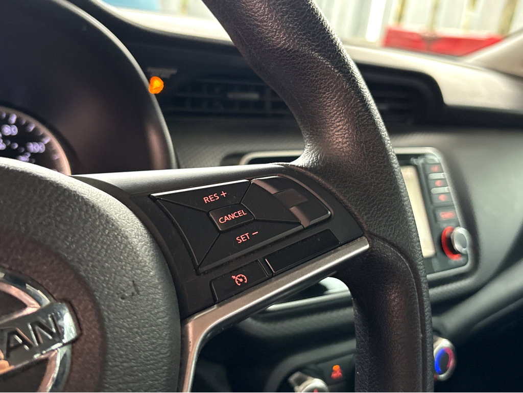 Used 2021 Nissan Kicks S image 15