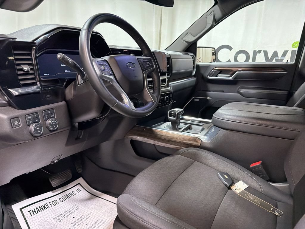 Used 2024 Chevrolet Silverado 1500 RST AWD/4WD image 21