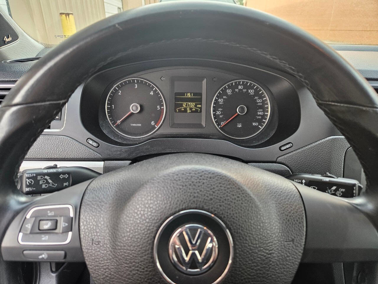 Used 2012 Volkswagen Jetta TDI image 23