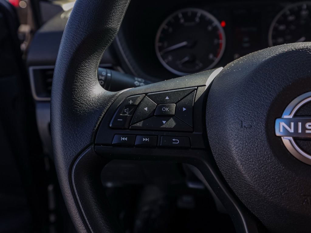 Used 2025 Nissan Sentra S image 25