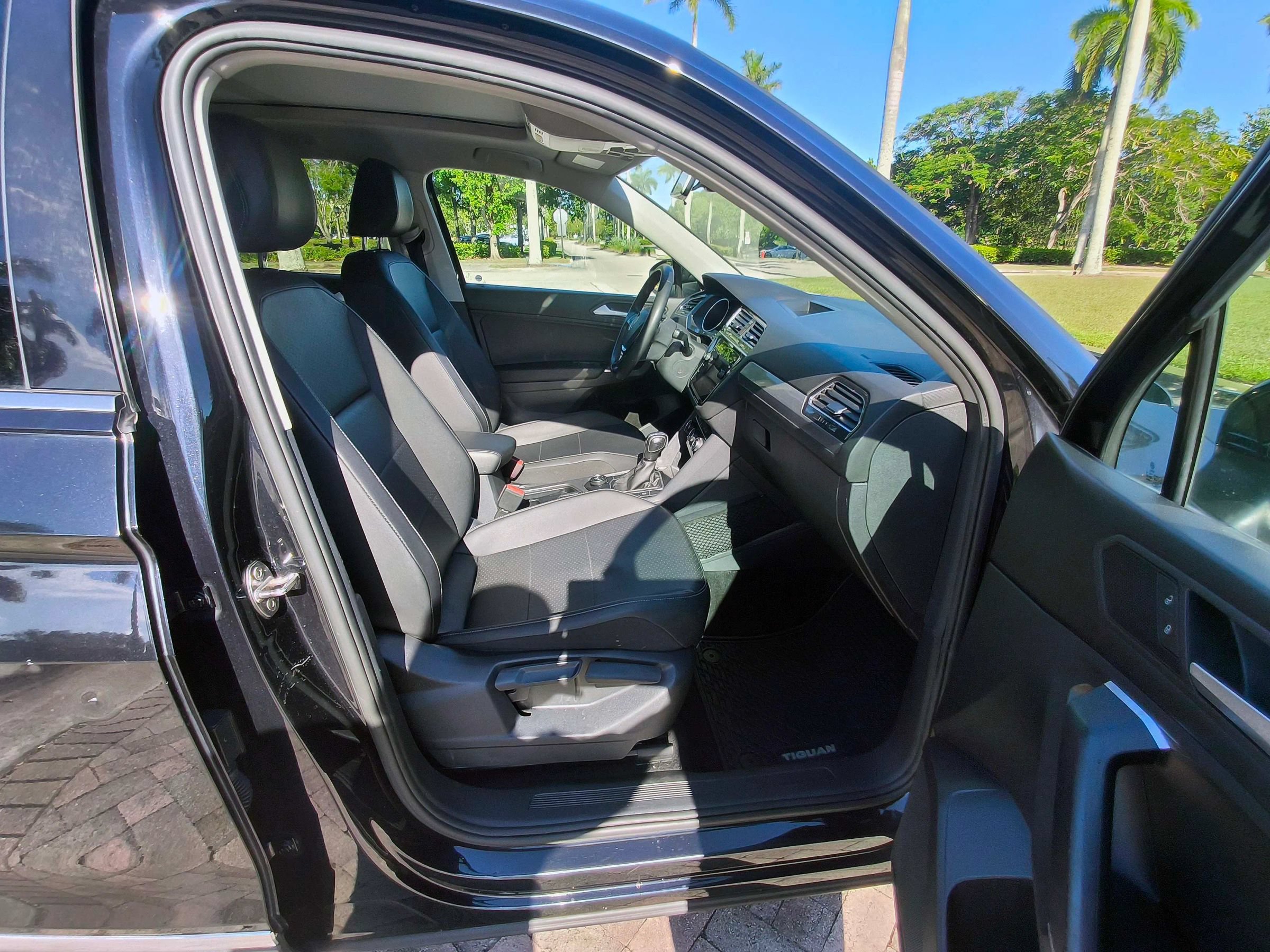 Used 2020 Volkswagen Tiguan S AWD/4WD image 39