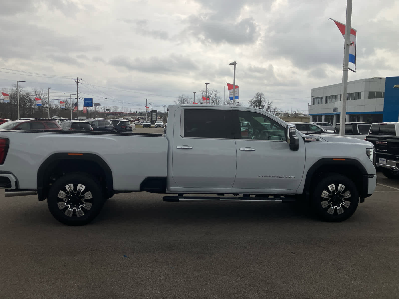 New 2026 GMC Sierra 3500 Denali w/ Technology Package image 8