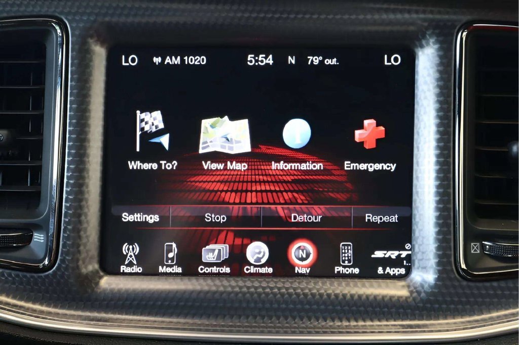 Used 2015 Dodge Challenger SRT Hellcat RWD image 12