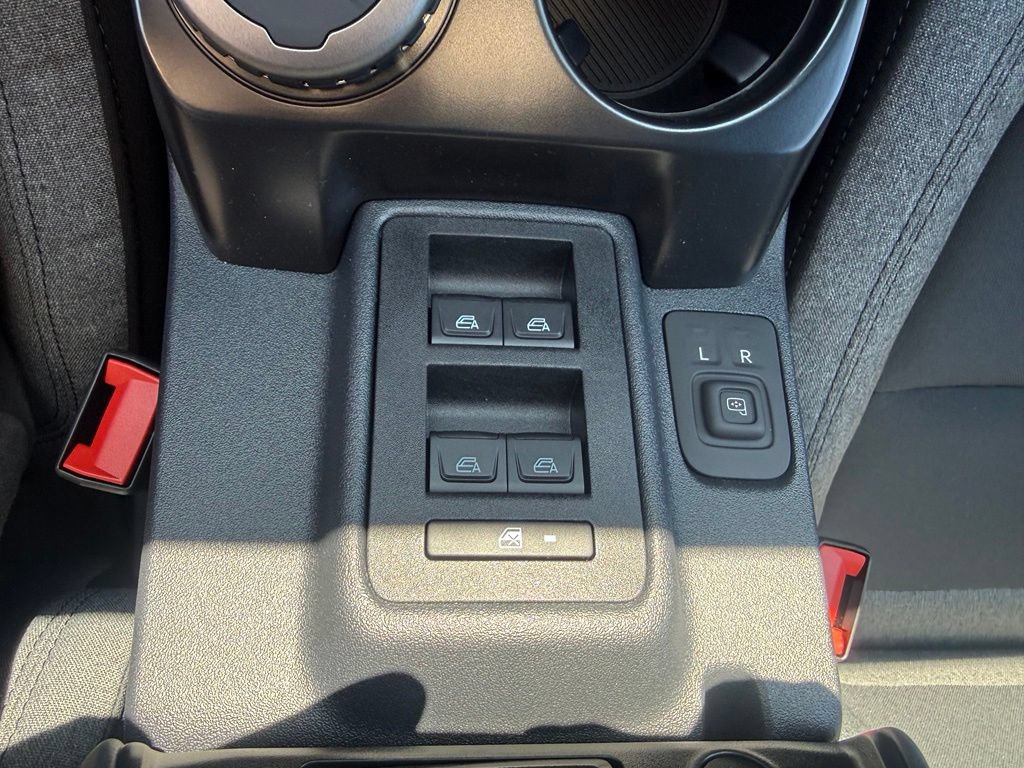 New 2026 Ford Bronco 4-Door AWD/4WD image 25