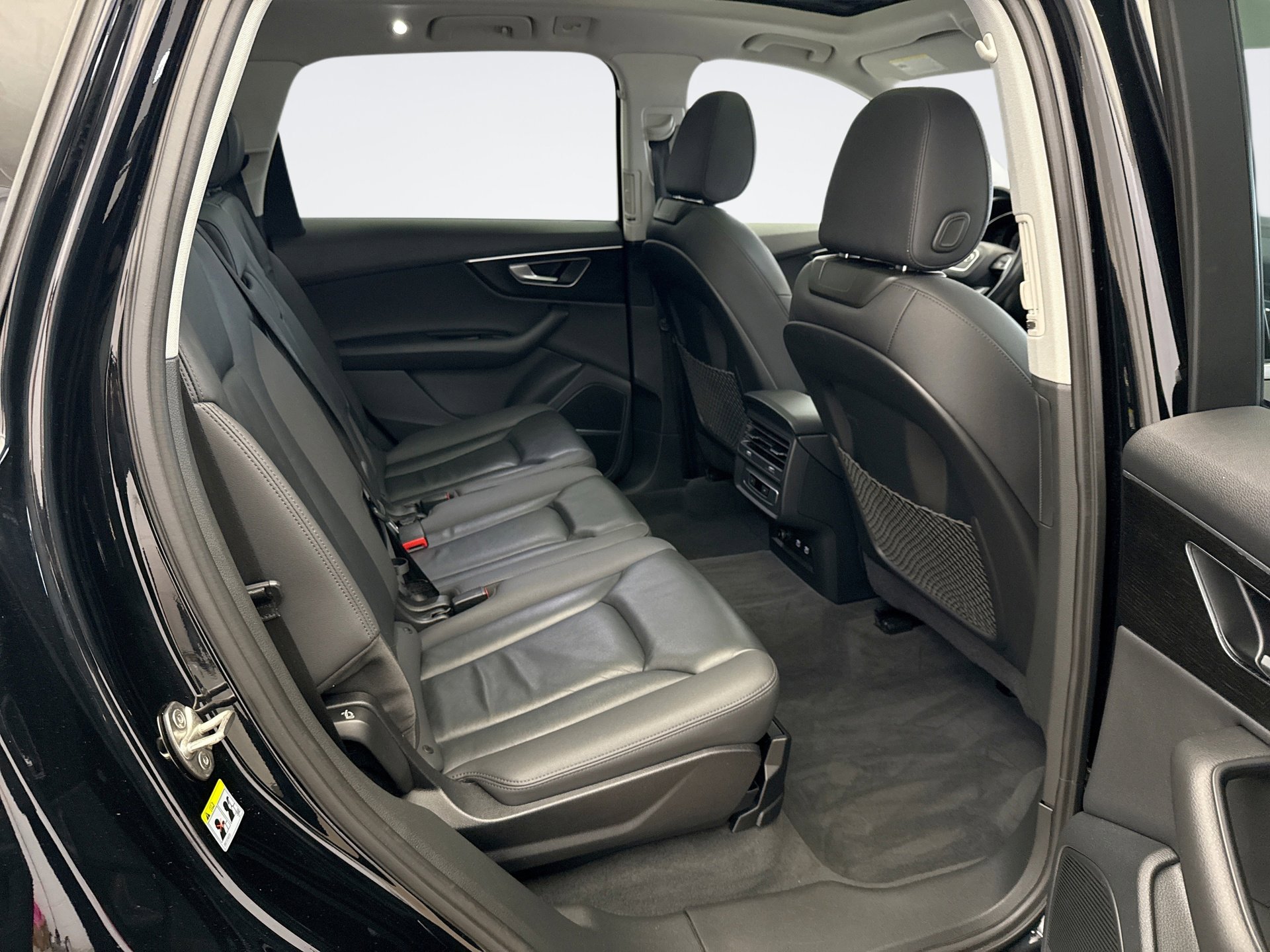 Used 2021 Audi Q7 3.0T Premium Plus image 21